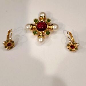 Vintage Avon 1990’s Gripoix Maltese Cross Brooch With Matching  Pierced Earrings